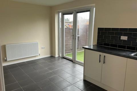 4 bedroom semi-detached house to rent, 8 Colman Walk, Top Valley, Nottingham