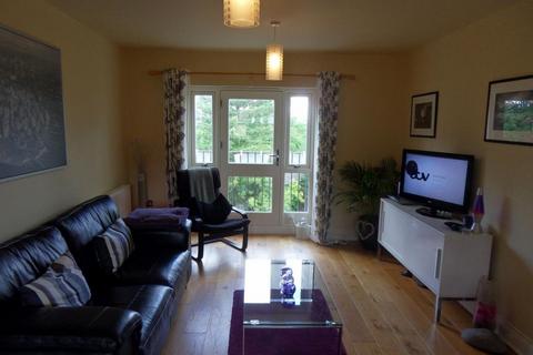 2 bedroom apartment to rent, Manor Road, Grendon, NN7