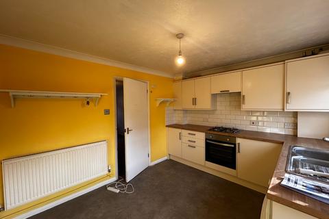 2 bedroom semi-detached house to rent, The Spinneys, Lewes, East Sussex, BN7