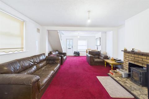 3 bedroom end of terrace house for sale, Shipdham Road, Dereham