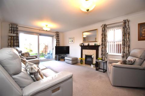 undefined, Hogarth Way, Rochford