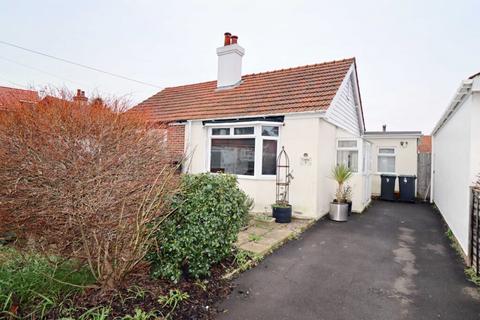 1 bedroom semi-detached bungalow for sale, North Crescent, Hayling Island