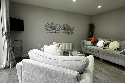 1 bedroom detached bungalow to rent, Townstal Road, Dartmouth