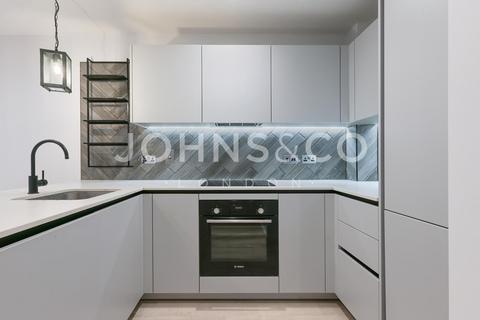 2 bedroom apartment to rent, Horlicks Quarter, Slough, London, SL1