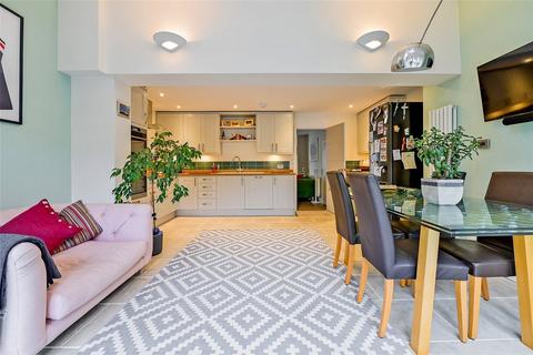 3 bedroom house for sale, Spring Gardens, Marlow
