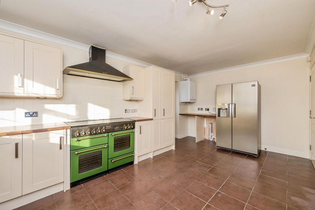 37wyndhamwoodclose-11.jpg