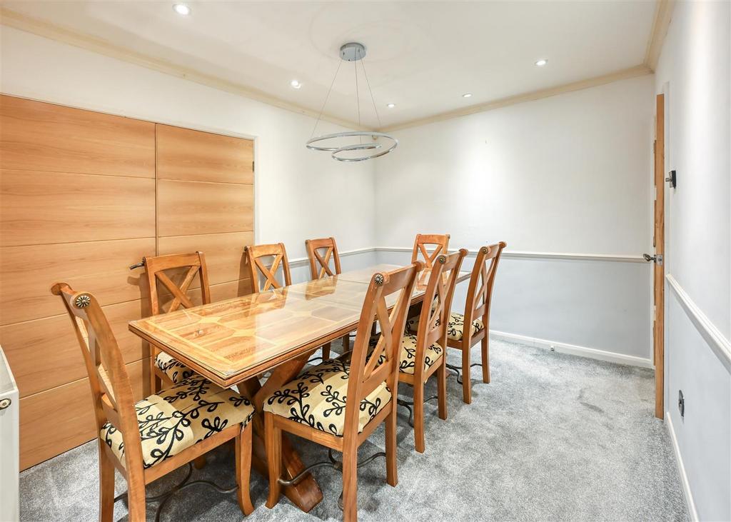 4 Coton Road-11.jpg