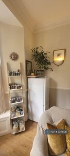 2 bedroom flat to rent, Royal Park, Bristol, BS8