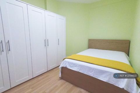 1 bedroom flat to rent, Dewsbury Court, London, W4