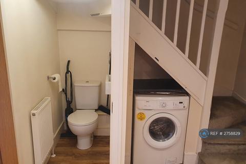 undefined, Rusham Road, Egham, TW20
