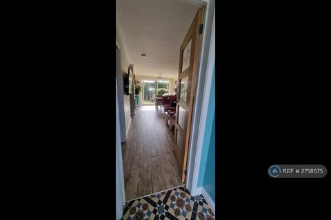 undefined, Holly Avenue, Wilford, Nottingham, NG11