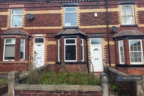 2 bedroom terraced house to rent, Ormskirk Road, Wigan, WN5