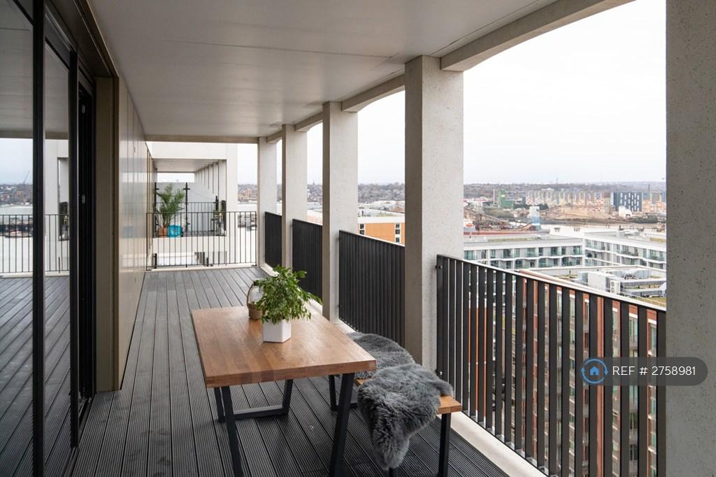 Private 312sqft All Weather Mega Terrace