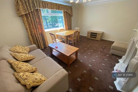 2 bedroom flat to rent, Hoylake Avenue, Newcastle Upon Tyne, NE7