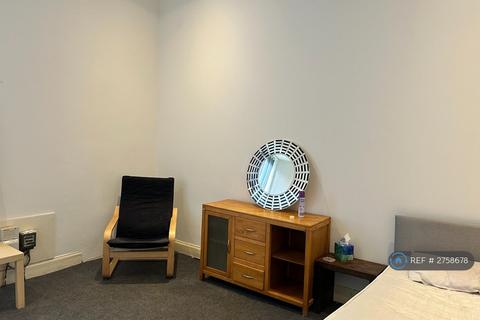 1 bedroom in a house share to rent, Sinclair Drive, Glasgow, G42