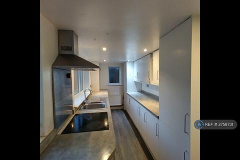1 bedroom in a house share to rent, Burnley, Burnley, BB12