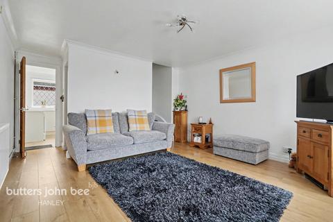 4 bedroom detached house for sale, Barncroft Road, Stoke-On-Trent ST6 6QF