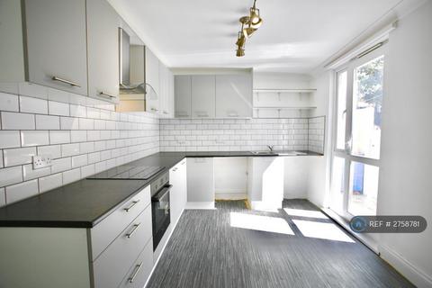 3 bedroom terraced house to rent, Dane Road, Margate, CT9