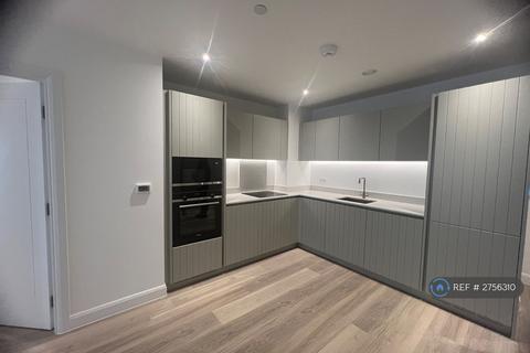 2 bedroom flat to rent, Eden Place, London, E16
