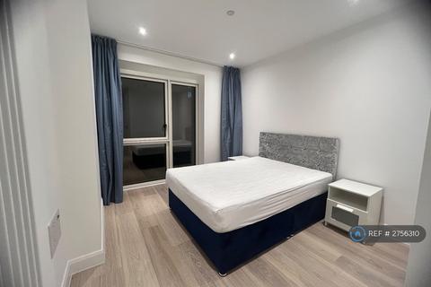 2 bedroom flat to rent, Eden Place, London, E16