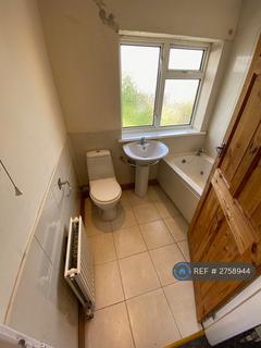 undefined, Paghill Estate, Paull, Hull, HU12
