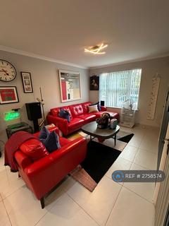 3 bedroom detached house to rent, The Myrke, Datchet, Slough, SL3
