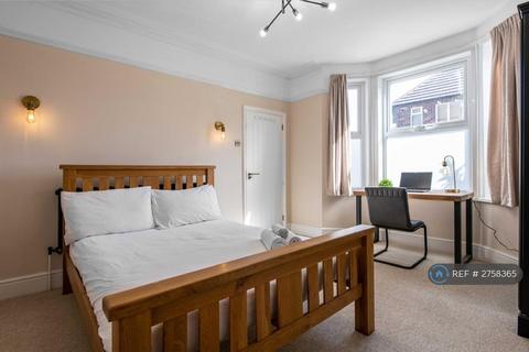 undefined, Montpelier Road, Nottingham, NG7