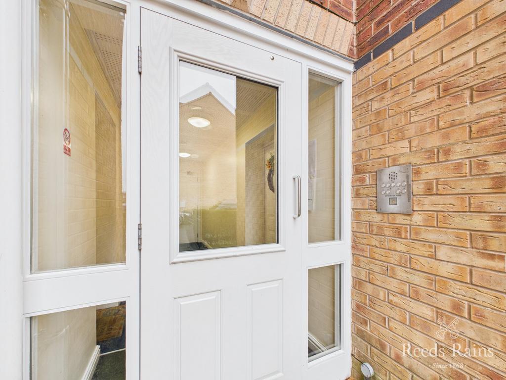 Communal Entrance