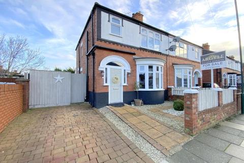 3 bedroom semi-detached house for sale, Woodsley Avenue, Cleethorpes