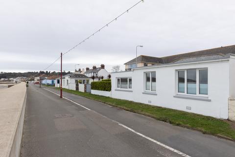 2 bedroom bungalow to rent, La Route De La Haule, St. Lawrence, Jersey