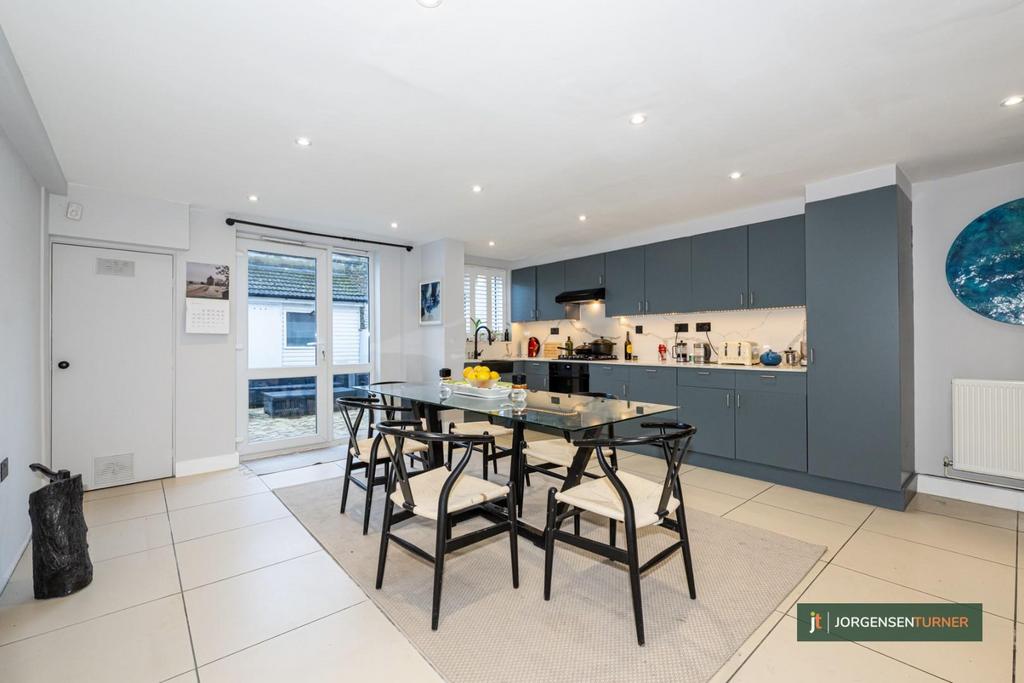 Kitchen Breakfast Room .jpg
