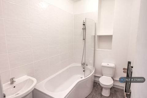 1 bedroom flat to rent, Cornwallis Gardens, Hastings, TN34