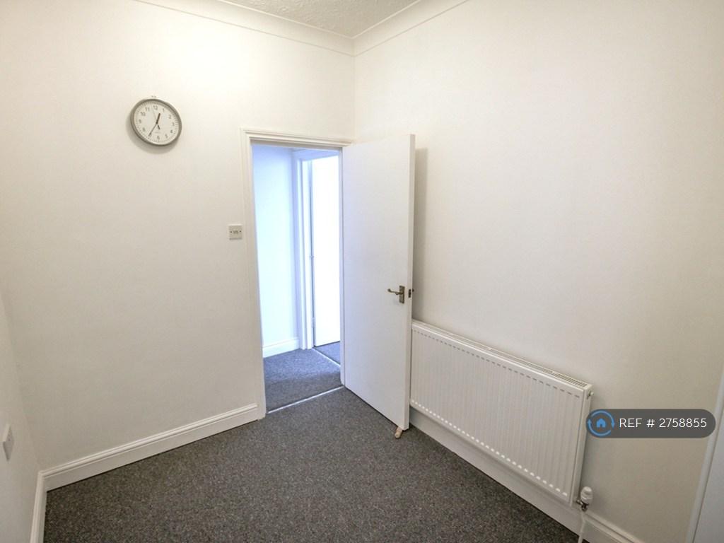 Single Bedroom Or Home-Office