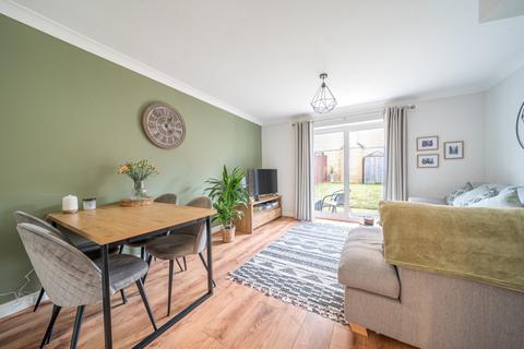2 bedroom semi-detached house for sale, Kedleston Road, Grantham, Lincolnshire, NG31