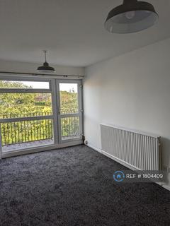 2 bedroom flat to rent, South Meadow Lane, Preston, PR1