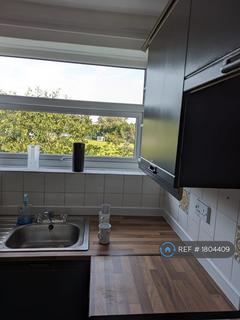 2 bedroom flat to rent, South Meadow Lane, Preston, PR1
