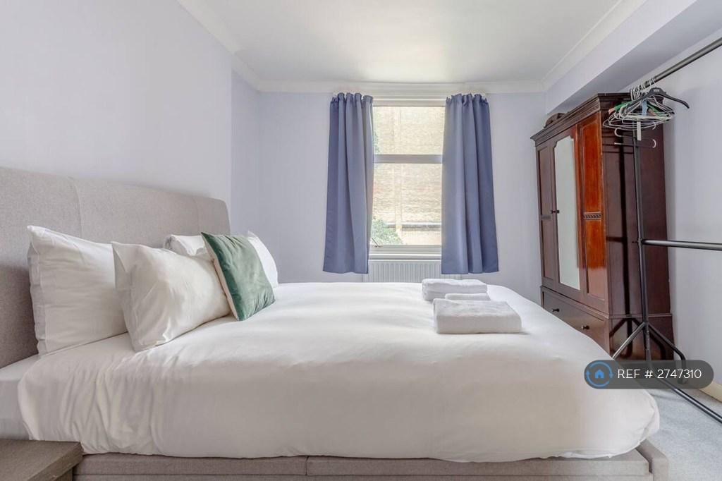 Bedroom (2)