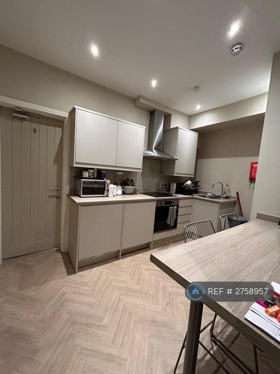 Communal Kitchen