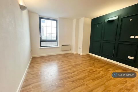 2 bedroom flat to rent, Queens Road, Nottingham, NG2