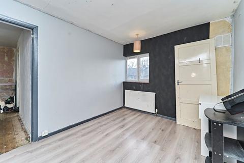 3 bedroom end of terrace house for sale, 8 Laurel Drive, Wistaston, Crewe, CW2 8RF