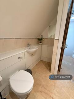 undefined, Pondtail Park, Horsham, RH12