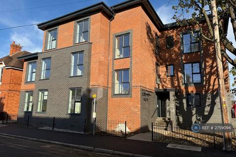 2 bedroom flat to rent, Dovecote Lane, Beeston, Nottingham, NG9