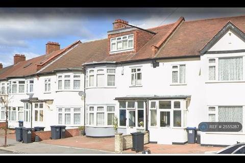 undefined, Fairlands Avenue, Thornton Heath, CR7