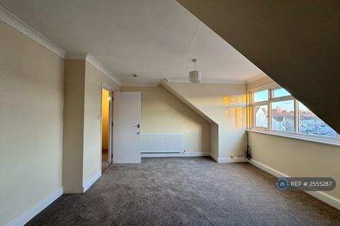 undefined, Fairlands Avenue, Thornton Heath, CR7