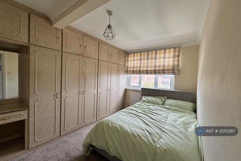 undefined, Fairlands Avenue, Thornton Heath, CR7
