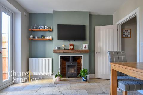 2 bedroom semi-detached house for sale, Brantham Hill, Brantham, CO11