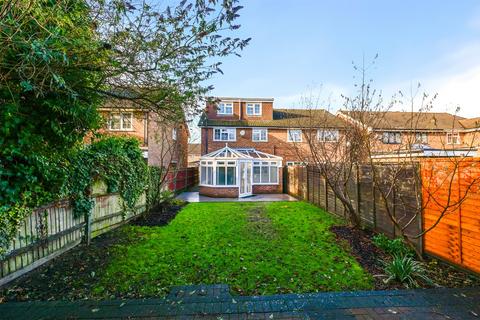 5 bedroom semi-detached house for sale, Oaklea, Guildford GU12