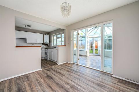 5 bedroom semi-detached house for sale, Oaklea, Guildford GU12