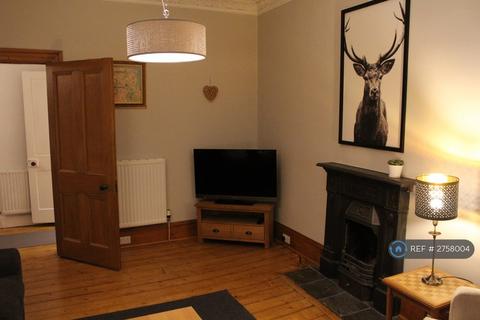2 bedroom flat to rent, Restalrig Road, Edinburgh, EH6