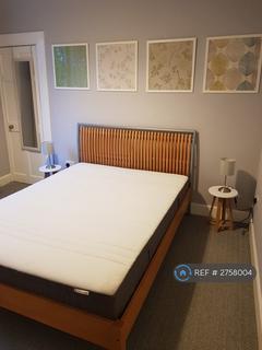 2 bedroom flat to rent, Restalrig Road, Edinburgh, EH6